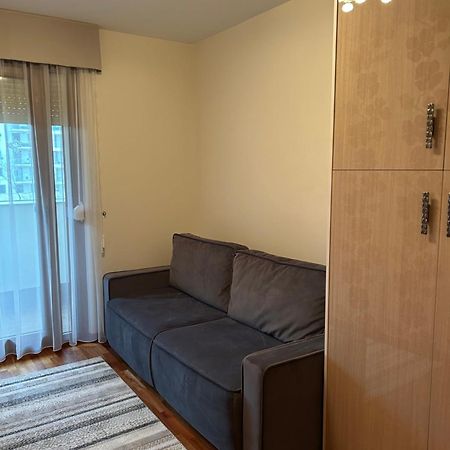 Danube Terrace Elegant With 2 Bedroom With Free Air Conditioner And Private Parking Budapest Eksteriør bilde